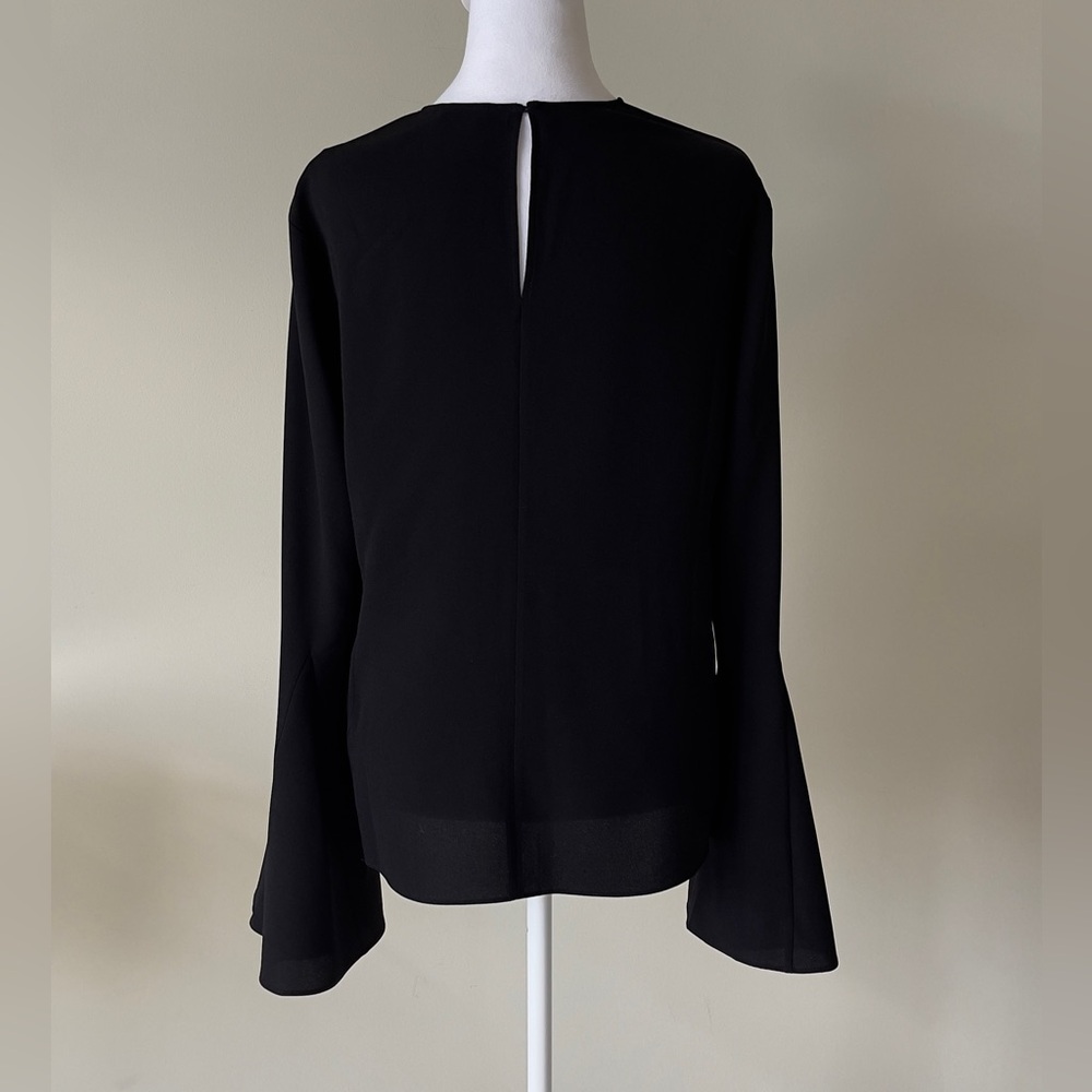 Frame Flutter-Sleeve Black Flared Long Sleeve Crewneck Blouse Size Medium NWOT - Picture 7 of 10